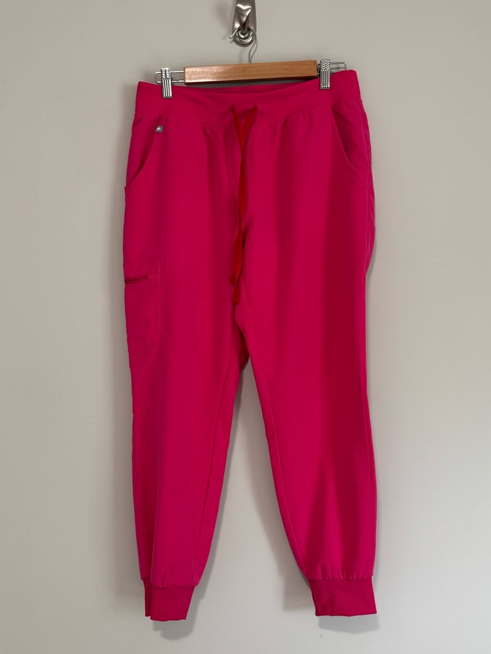 Figs Zamora Scrub Pants in Hot Pink